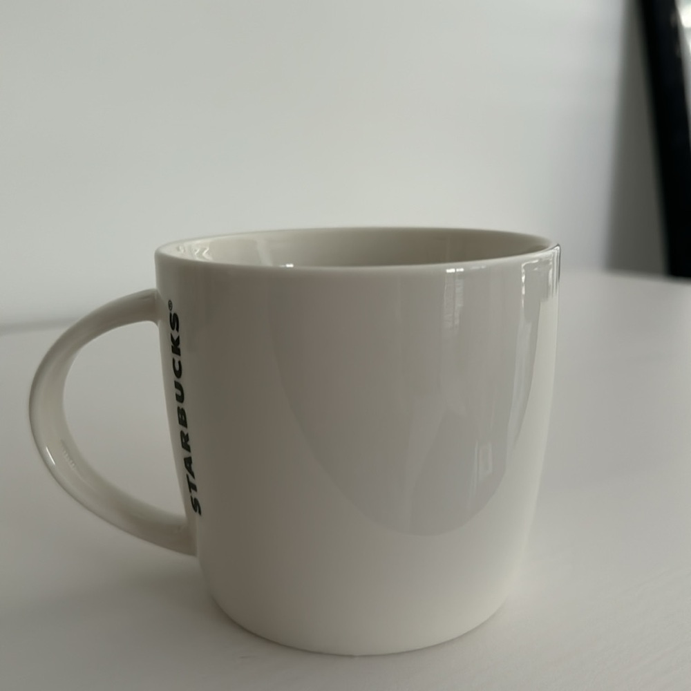 Starbucks Merry Bright Jolly Christmas Mug 2016 - Picture 3 of 5